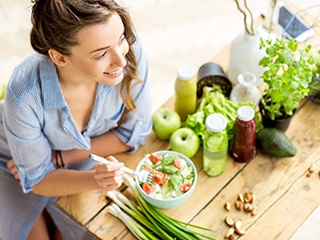 woman eating healthy food